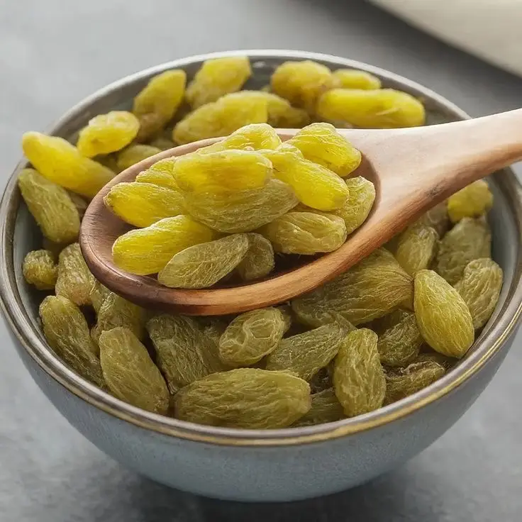 Premium Kashmiri Green Kishmish – Naturally Sweet Seedless Golden-Green Raisins